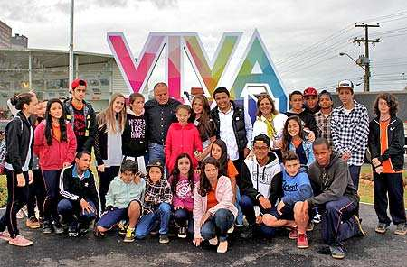 Monumento celebra Semana da Juventude em Criciúma