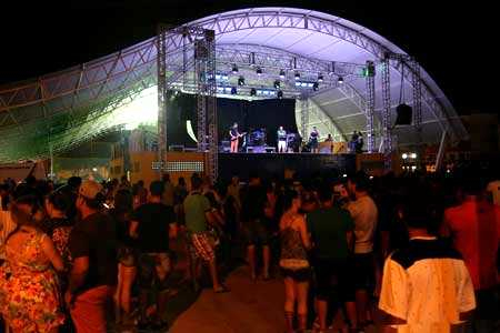Programação de shows de Verão em Balneário Arroio do Silva